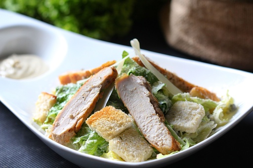 Caesar Salat Chicken
